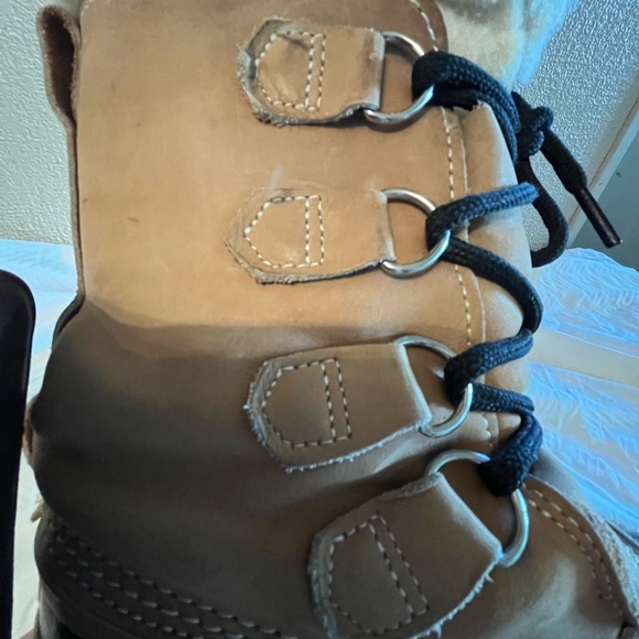 Sorel Caribou Boots - Picture 6 of 13